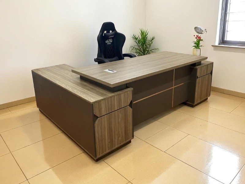 Bí quyết kéo dài tuổi thọ bàn làm việc
