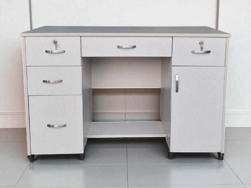 Hướng dẫn sử dụng bàn làm việc đúng cách