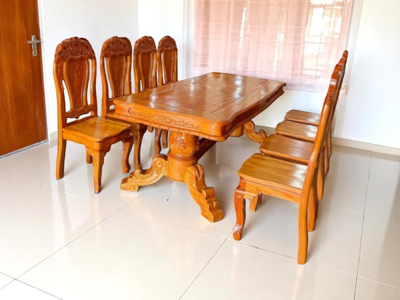 4 Cách Bảo Quản Bàn Ăn Gỗ