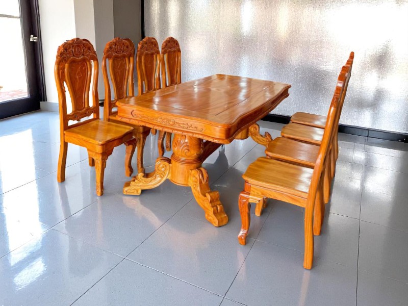 7 Lợi ích sử dụng bàn ăn gỗ