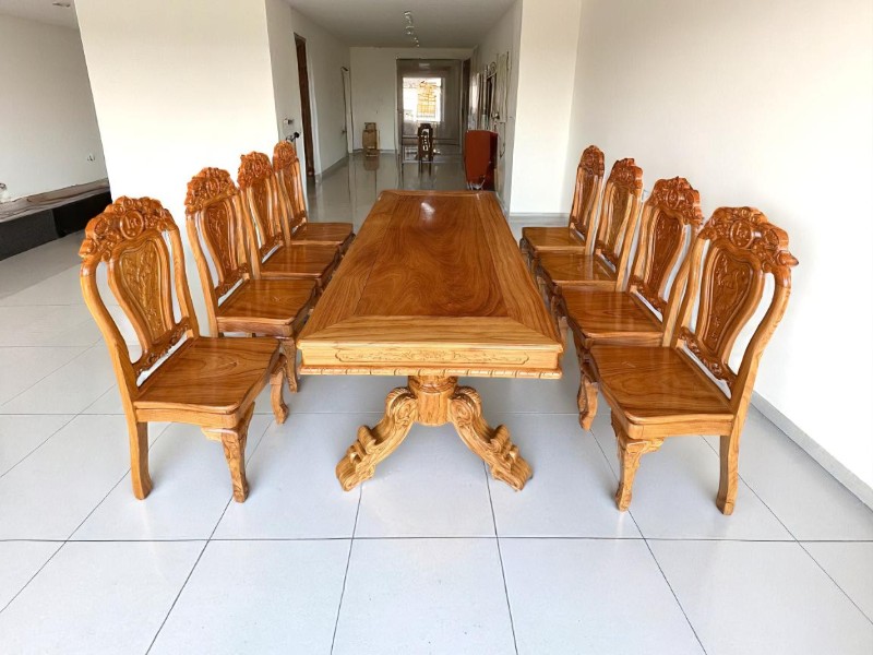 9 Nhận xét về bàn ăn gỗ tự nhiên