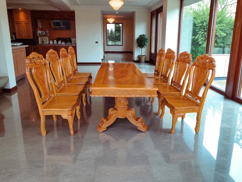 Địa chỉ bán bàn ăn gỗ tại HCM