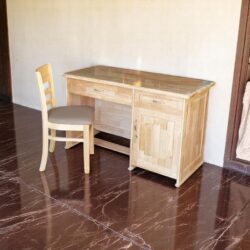 bàn làm việc tốt cho sức khỏe lưng