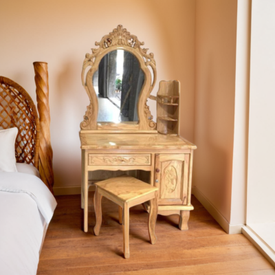 Tủ trang điểm bằng gỗ gõ đỏ MS 2998