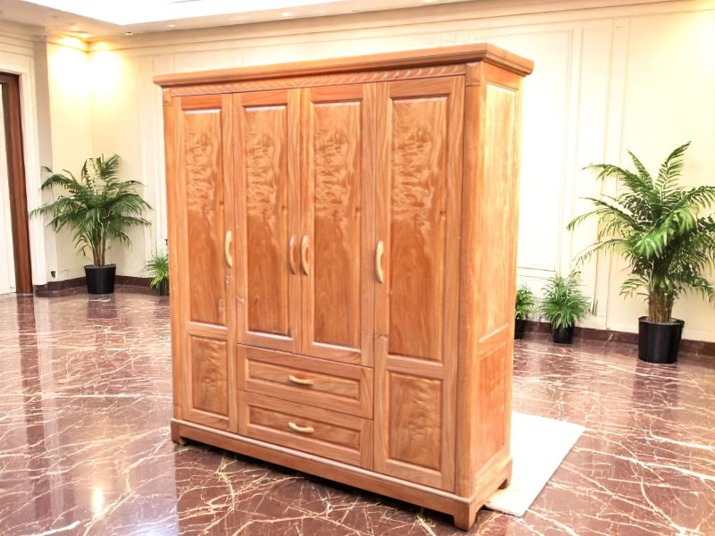 Mẫu tủ quần áo gỗ tự nhiên 5 cánh