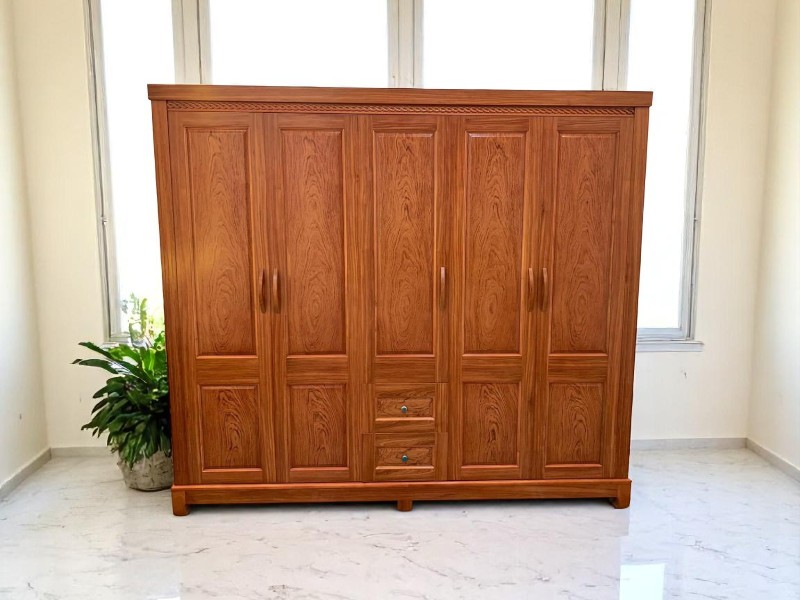 mẹo nhỏ giúp bạn sắp xếp tủ quần áo gọn gàng