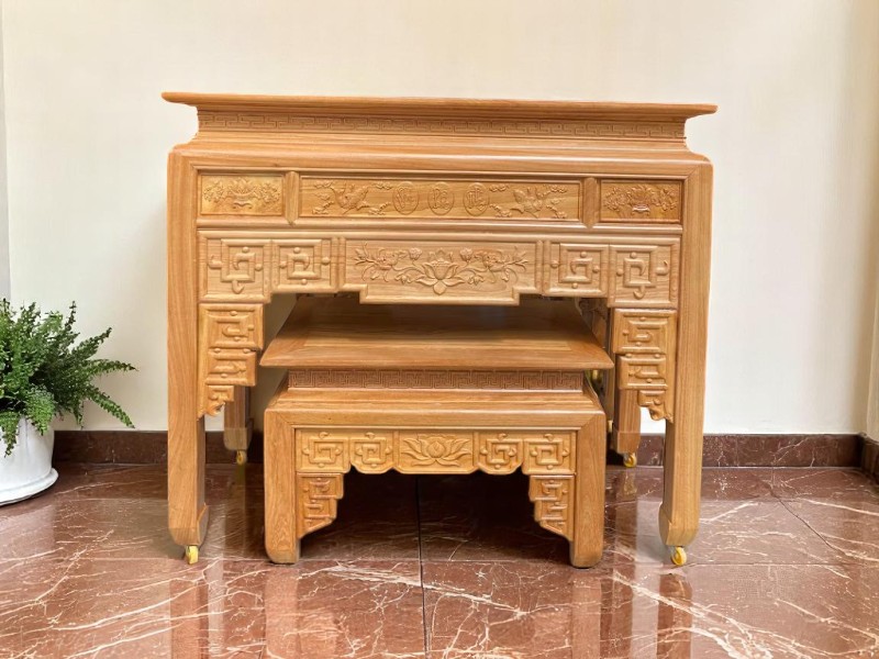 Bí quyết giúp bàn thờ gỗ luôn sáng bóng