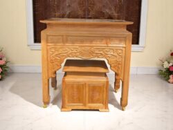 Bí quyết giúp bàn thờ gỗ luôn sáng bóng