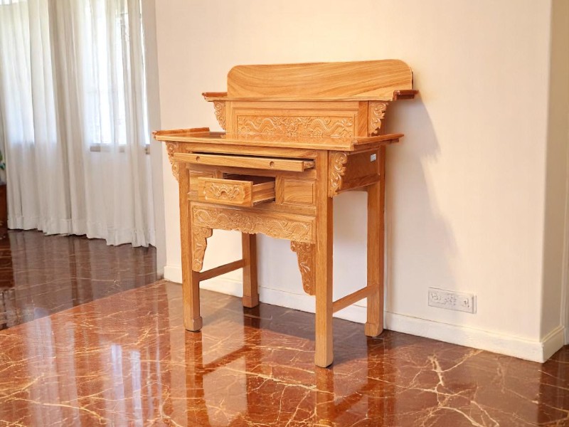 Mẹo giữ bàn thờ gỗ luôn mới như ngày đầu