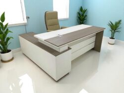 3 mẹo tăng độ bền bàn làm việc gỗ