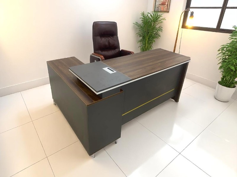 Khám Phá 3 Mẹo Phong Thủy Bàn Làm Việc Người Mệnh Kim
