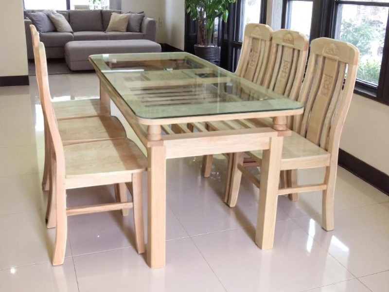 Lưu Ý Chọn Bàn Ăn Gỗ Hợp Mệnh Gia Chủ