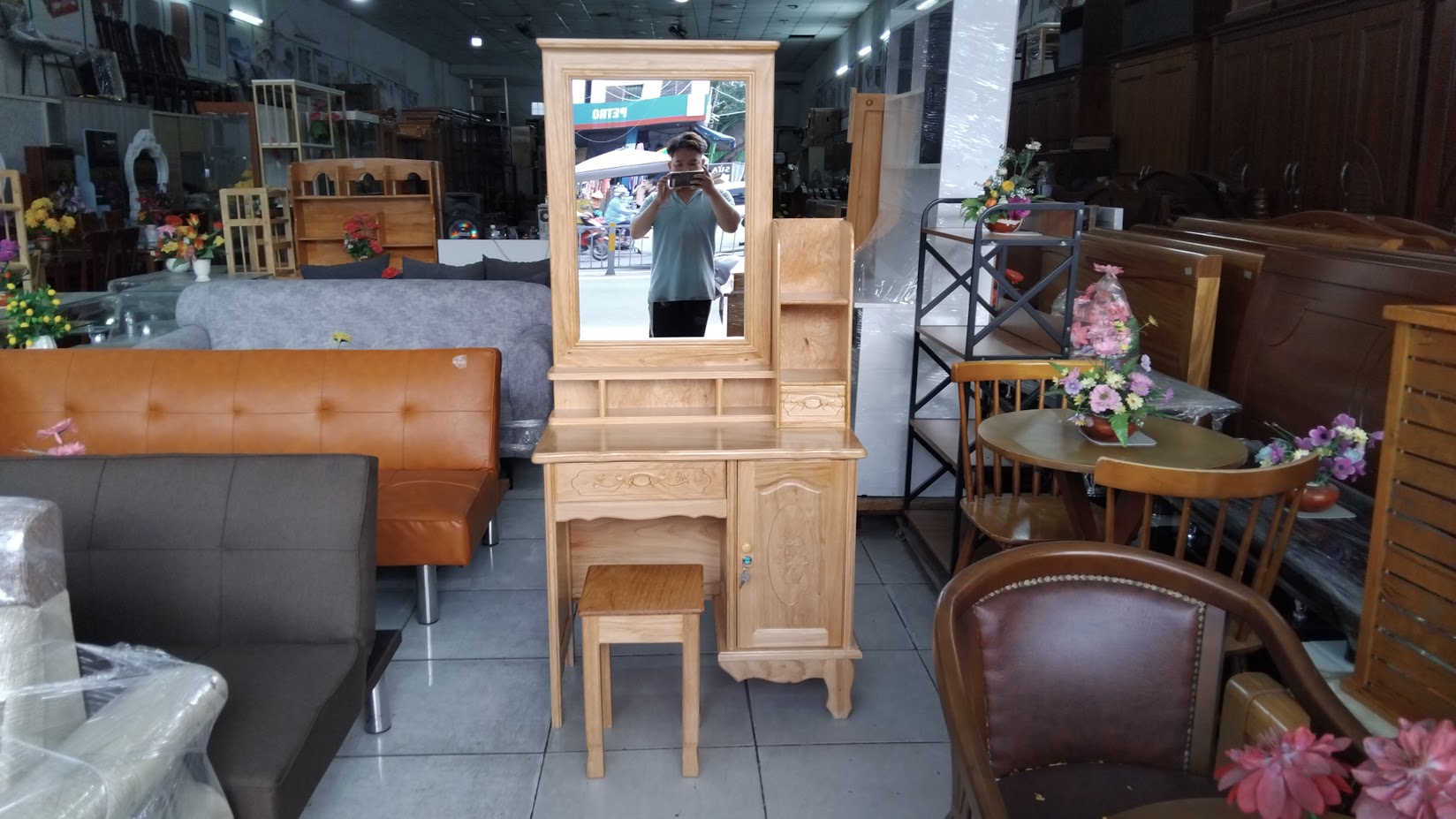 Bàn trang điểm gỗ gõ đỏ MS 3243 - Hình ảnh 3