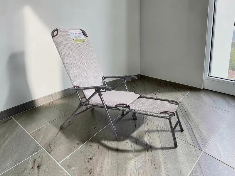 Ghế bố ngủ trưa